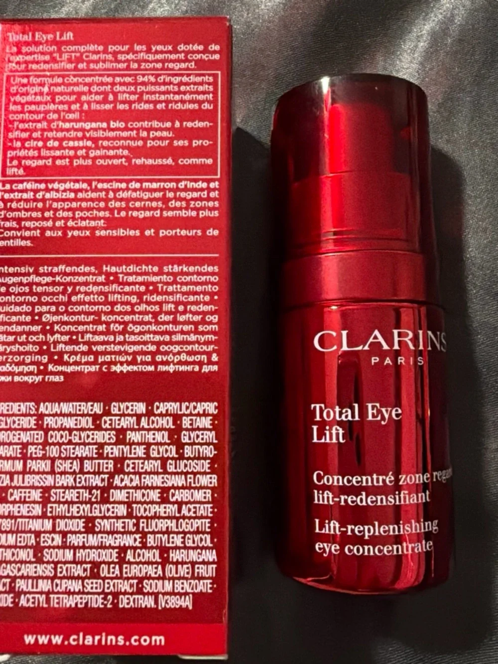 Clarins Total Eye Lift Eye Cream - Red